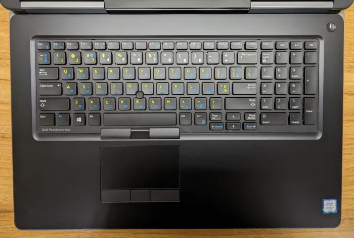 Мобільна робоча станція Dell Precision 7710 / 17.3" (1920x1080) IPS / Intel Core i7-6920HQ (4 (8) 2.9 - 3.8 GHz) / 32 GB DDR4 / 480 GB SSD / nVidia Quadro M3000M, 4 GB GDDR5, 256-bit / WebCam / Windows 10 б/в - зображення 3