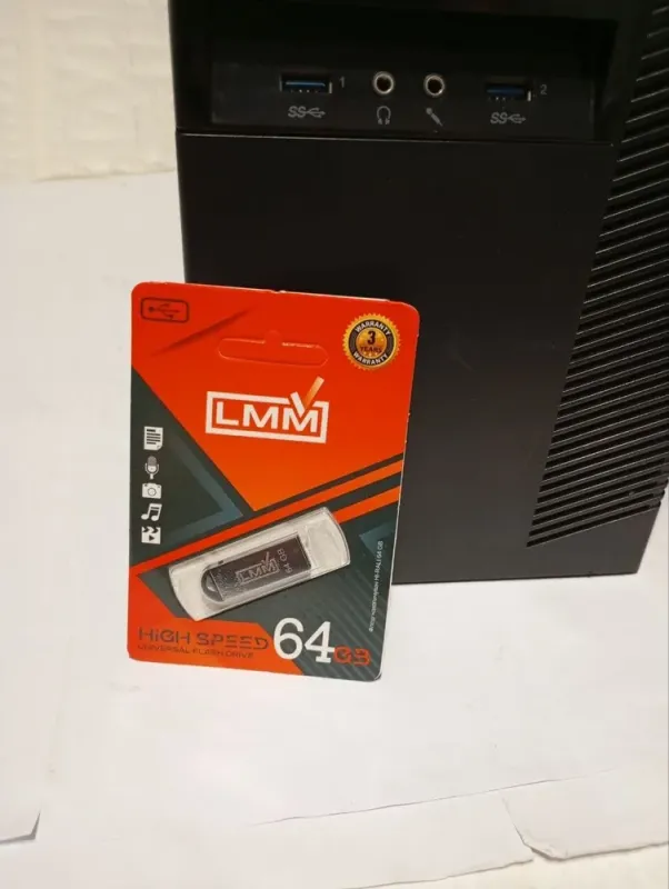 ПК Б-клас Lenovo ThinkCentre M83 Tower / Intel Core i3-4130 (2 (4) ядра по 3.4 GHz) / 16 GB DDR3 / 120 GB SSD + 500 GB HDD / Intel HD Graphics 4400 / DVD-RW б/у - зображення 6