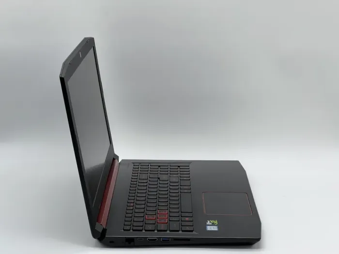 Ігровий ноутбук Acer Nitro 5 AN515-53 / 15.6" (1920x1080) IPS / Intel Core i5-8300H (4 (8) ядра по 2.3 - 4.0 GHz) / 16 GB DDR4 / 480 GB SSD / nVidia GeForce GTX 1050 Ti, 4 GB GDDR5, 128-bit / WebCam б/в - зображення 3