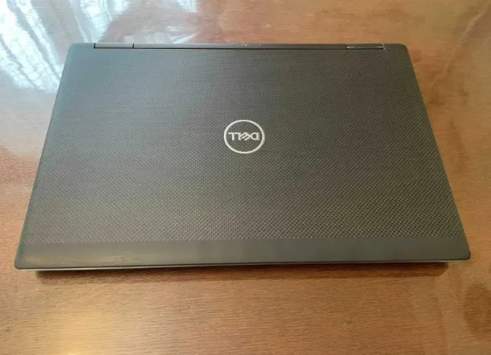 Робоча станція Dell Precision 7540 / 15.6" (1920x1080) IPS / Intel Core i7-9750H (6 (12) ядер по 2.6 - 4.5 GHz) / 32 GB DDR4 / 512 GB SSD / nVidia Quadro T2000, 4 GB GDDR5, 128-bit / WebCam б/в - зображення 3