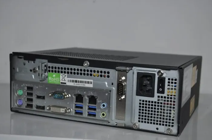 Комп'ютер Terra SFF / Intel Core i3-6320 (2 (4) ядра по 3.90 GHz) / 12 GB DDR4 / 240 GB SSD / Intel HD Graphics 530 / DVD-ROM / Windows 10 Pro б/в - зображення 9