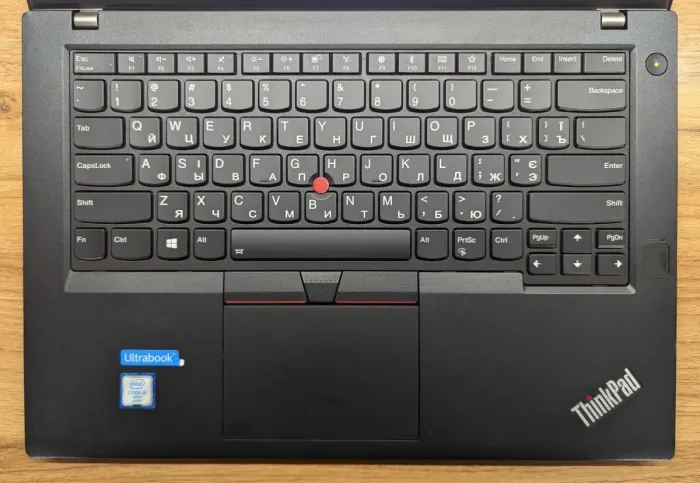Ультрабук Lenovo ThinkPad T470 / 14" (1920x1080) IPS / Intel Core i5-6300U (2 (4) ядра по 2.4 - 3.0 GHz) / 8 GB DDR4 / 256 GB SSD / Intel HD Graphics 520 / WebCam / TouchID / Windows 10 б/в - зображення 3