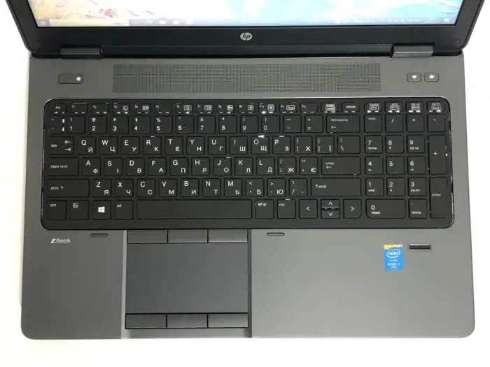 Мобільна робоча станція HP ZBook 15 G2 / 15.6" (1920x1080) TN / Intel Core i7-4910MQ (4 (8) ядра по 2.9 - 3.9 GHz) / 16 GB DDR3 / 256 GB SSD M.2 / nVidia Quadro K2100M, 2 GB GDDR5, 128-bit / WebCam / DVD-ROM / Win 10 Pro б/в - зображення 8