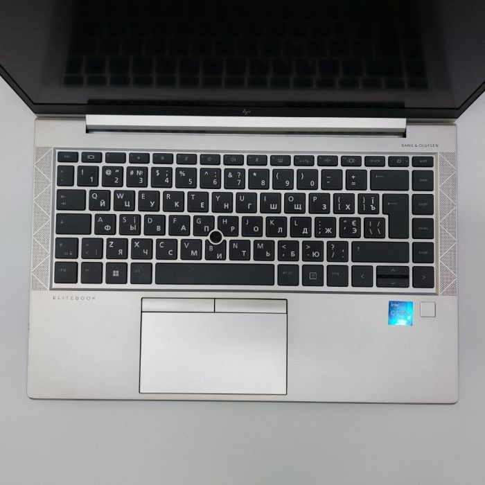 Ультрабук HP EliteBook 840 G8 / 14" (1920x1080) IPS / Intel Core i5-1135G7 (4 (8) ядра по 2.4 - 4.2 GHz) / 16 GB DDR4 / 256 GB SSD / Intel Iris Xe Graphics / WebCam б/в - зображення 7