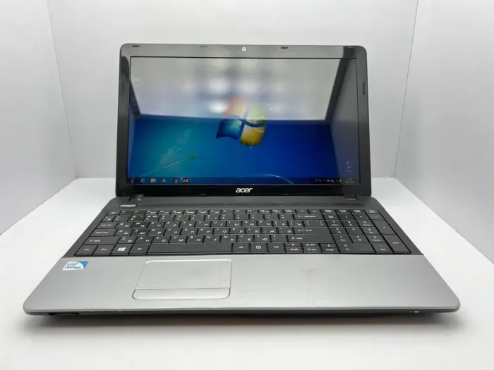 Ноутбук Б-клас Acer Aspire E1-531 / 15.6" (1366x768) TN / Intel Pentium 2020M (2 ядра по 2.4 GHz) / 4 GB DDR3 / 120 GB SSD / Intel HD Graphics for 3rd Generation Intel Processors / WebCam б/у - зображення 2