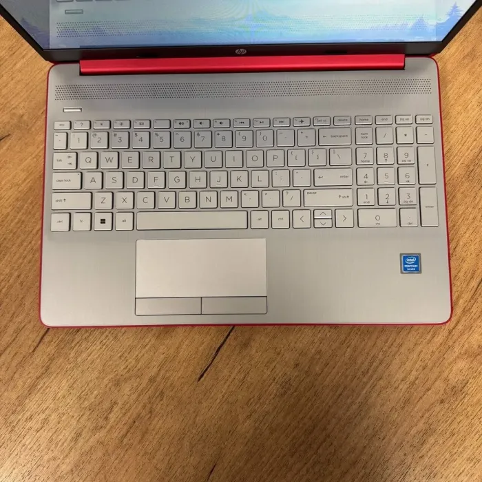 Ультрабук HP 15-dw0083wm / 15.6" (1366x768) TN / Intel Pentium Silver N5030 (4 ядра по 1.1 - 3.1 GHz) / 8 GB DDR4 / 256 GB SSD / Intel UHD Graphics 605 / WebCam б/в - зображення 7