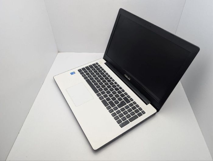 Ноутбук Asus X553M / 15.6" (1366x768) TN / Intel Celeron N2830 (2 ядра по 2.16 - 2.41 GHz) / 8 GB DDR3 / 500 GB HDD / Intel HD Graphics / WebCam / DVD-ROM б/в - изображение 7
