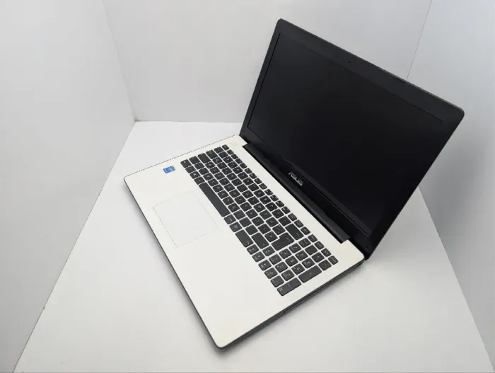 Ноутбук Asus X553M / 15.6" (1366x768) TN / Intel Celeron N2830 (2 ядра по 2.16 - 2.41 GHz) / 8 GB DDR3 / 500 GB HDD / Intel HD Graphics / WebCam / DVD-ROM б/в - зображення 7