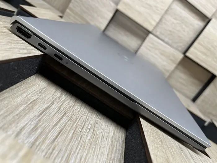 Ультрабук Б-клас Dell Inspiron 13 5310 / 13.3" (1920x1200) IPS / Intel Core i5-11320H (4 (8) ядра по 3.2 - 4.5 GHz) / 16 GB DDR4 / 512 GB SSD M.2 / Intel Iris Xe Graphics / WebCam б/в - зображення 5