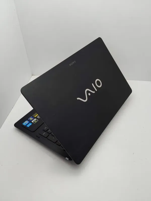 Ноутбук Sony VPCF22 / 16.4" (1920x1080) TN / Intel Core i5-2410M (2 (4) ядра по 2.3 - 2.9 GHz) / 6 GB DDR3 / 500 GB HDD / nVidia GeForce GT 540M, 1 GB DDR3, 64-bit / WebCam б/в - зображення 8