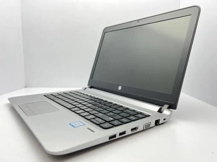 Ноутбук HP ProBook 430 G3 / 13.3" (1366x768) TN / Intel Core i5-6200U (2 (4) ядра по 2.3 - 2.8 GHz) / 4 GB DDR3 / 120 GB SSD + 320 GB HDD / Intel HD Graphics 520 / WebCam б/в - зображення 4