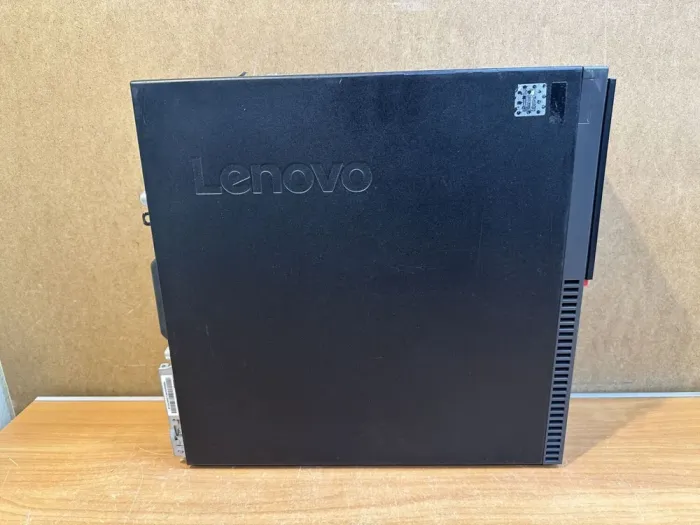 Комп'ютер Lenovo ThinkCentre M700 SFF / Intel Core i5-6500 (4 ядра по 3.2 - 3.6 GHz) / 8 GB DDR4 / 240 GB SSD / Intel HD Graphics 530 / DVD-RW / DisplayPort б/в - зображення 5