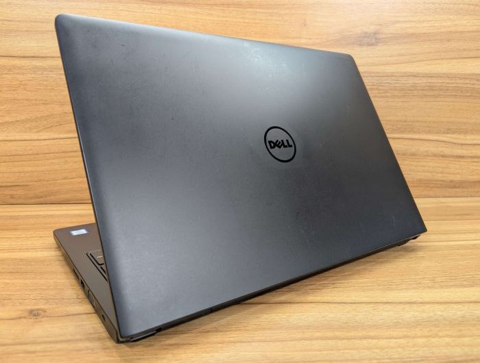 Ноутбук Б-клас Dell Latitude 3570 / 15.6" (1366x768) TN / Intel Core i3-6100U (2 (4) ядра по 2.3 GHz) / 8 GB DDR3 / 240 GB SSD / Intel HD Graphics 520 / WebCam / HDMI / Windows 10 б/в - зображення 7