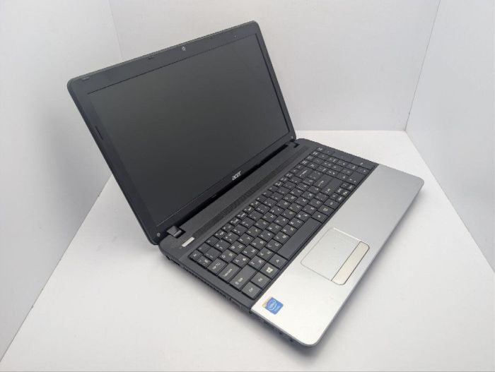 Ноутбук Acer Aspire E1-531 / 15.6" (1366x768) TN / Intel Celeron 1005M (2 ядра по 1.9 GHz) / 8 GB DDR3 / 320 GB HDD / Intel HD Graphics / WebCam / DVD-ROM б/в - изображение 6