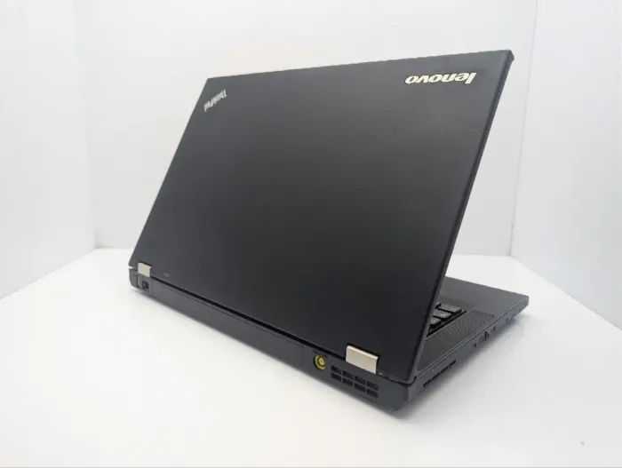 Ноутбук Lenovo ThinkPad T430 / 14" (1600x900) TN / Intel Core i5-3320M (2 (4) ядра по 2.6 - 3.3 GHz) / 8 GB DDR3 / 120 GB SSD / Intel HD Graphics 4000 / WebCam б/в - зображення 8