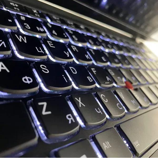 Ультрабук Lenovo ThinkPad T470S / 14" (1920x1080) IPS / Intel Core i5-6300U (2 (4) ядра по 2.4 - 3.0 GHz) / 8 GB DDR4 / 256 GB SSD / Intel HD Graphics 520 / WebCam / TouchID б/в - зображення 6