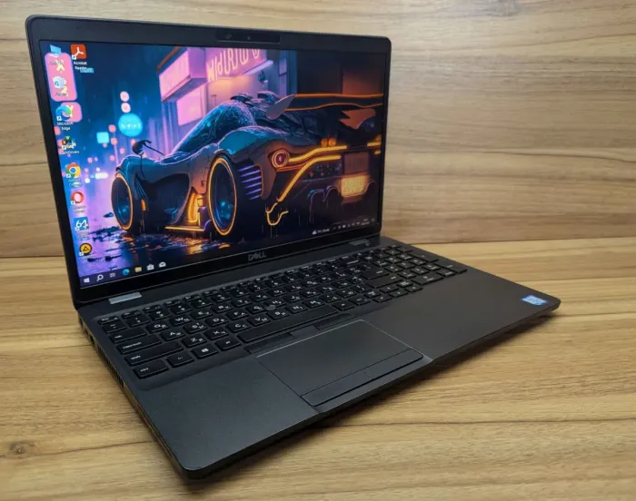 Ультрабук Б-клас Dell Latitude 5500 / 15.6" (1920x1080) IPS Touch / Intel Core i5-8365U (4 (8) ядра по 1.6 - 4.1 GHz) / 16 GB DDR4 / 512 GB SSD / Intel UHD Graphics / WebCam / Windows 10 б/в - зображення 5