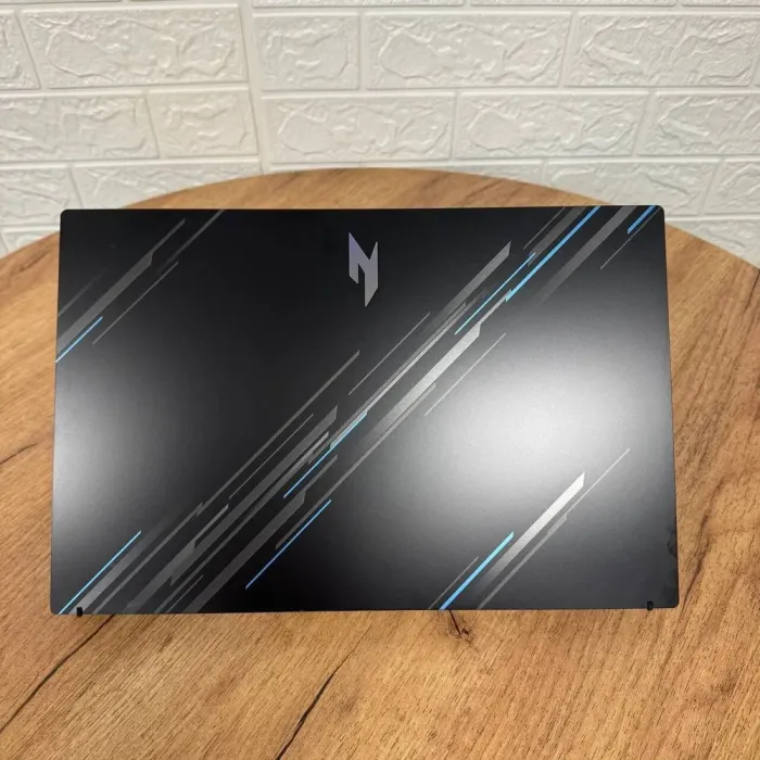 Ігровий ноутбук Б-клас Acer Nitro V15 ANV15-51 / 15.6" (1920x1080) IPS / Intel Core i7-13620H (10 (16) ядер по 2.4 - 4.9 GHz) / 16 GB DDR5 / 512 GB SSD / nVidia GeForce RTX 4050, 6 GB GDDR6, 96-bit / WebCam б/в - зображення 3
