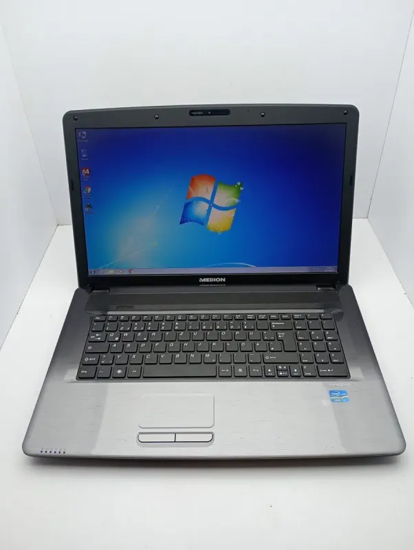 Ноутбук Acer Medion E7222 / 17.3" (1600x900) TN / Intel Core i3-2370M (2 (4) ядра по 2.4 GHz) / 6 GB DDR3 / 750 GB HDD / Intel HD Graphics 3000 / WebCam б/в - зображення 6