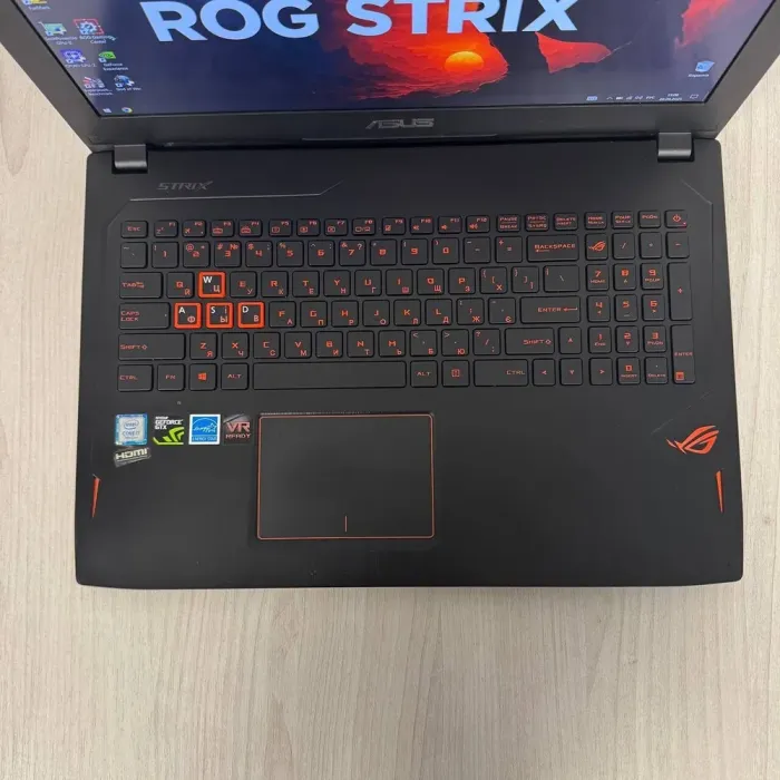 Ігровий ноутбук Б-класу Asus ROG Strix GL502VM / 15.6" (1920x1080) IPS / Intel Core i7-7700HQ (4 (8) ядра по 2.8 - 3.8 GHz) / 16 GB DDR4 / 128 GB SSD NVMe + 1000 GB HDD / nVidia GeForce GTX 1060, 3 GB GDDR5, 192-bit / WebCam б/в - зображення 7