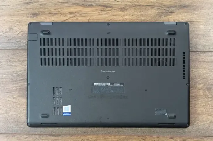 Ультрабук Dell Precision 3540 / 15.6" (1366x768) TN / Intel Core i5-8365U (4 (8) ядра по 1.6 - 4.1 GHz) / 8 GB DDR4 / 256 GB SSD / Intel UHD Graphics / WebCam б/в - зображення 7