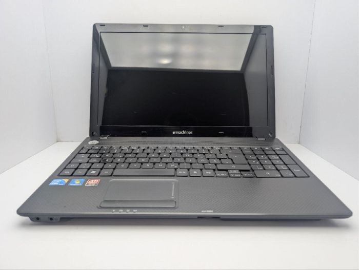 Ноутбук Acer eMachines E732 / 15.6" (1366x768) TN / Intel Core i3-370M (2 (4) ядра по 2.4 GHz) / 6 GB DDR3 / 500 GB HDD / AMD Radeon HD 5470, 512 MB GDDR5, 64-bit / WebCam / DVD-ROM б/в - изображение 3