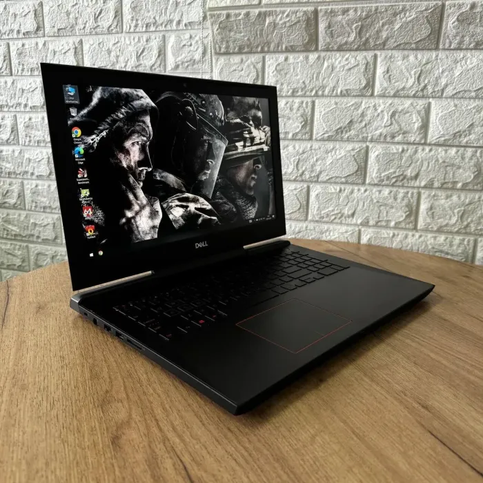 Ігровий ноутбук Б-клас Dell Inspiron 15 7577 / 15.6" (1920x1080) IPS / Intel Core i5-7300HQ (4 ядра по 2.5 - 3.5 GHz) / 16 GB DDR4 / 128 GB SSD + 1000 GB HDD / nVidia GeForce GTX 1060 Max-Q, 6 GB GDDR5, 192-bit / WebCam б/в - зображення 4