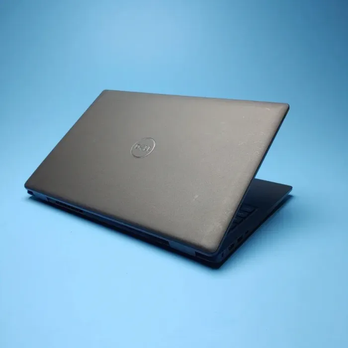 Ноутбук Dell Latitude 3520 / 15.6" (1920x1080) IPS / Intel Core i5-1135G7 (4 (8) ядра по 2.4 - 4.2 GHz) / 8 GB DDR4 / 256 GB SSD / Intel Iris Xe Graphics / WebCam / Win 11 Pro б/в - зображення 5