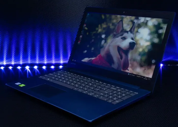 Ноутбук Б-клас Lenovo IdeaPad / 15.6" TN / Core i3-7020U (2(4) ядра по 2.3GHz) / 8GB DDR4 / 120GB SSD + 1000GB HDD / GeForce MX110, 2GB GDDR5, 64bit / WebCam б/в - зображення 4