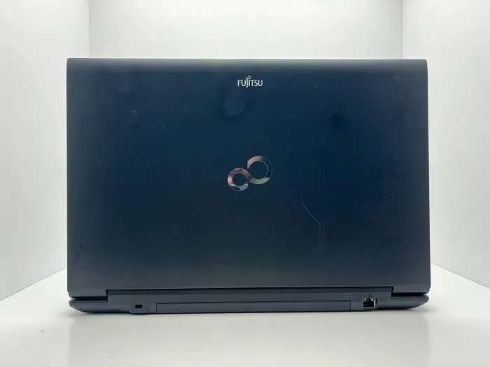 Ноутбук Б-клас Fujitsu Lifebook A532 / 15.6'' (1366x768) TN / Intel Core i5-3210M (2 (4) ядра по 2.5 - 3.1 GHz) / 4 GB DDR3 / 500 GB HDD / Intel HD Graphics 4000 / WebCam б/в - зображення 5