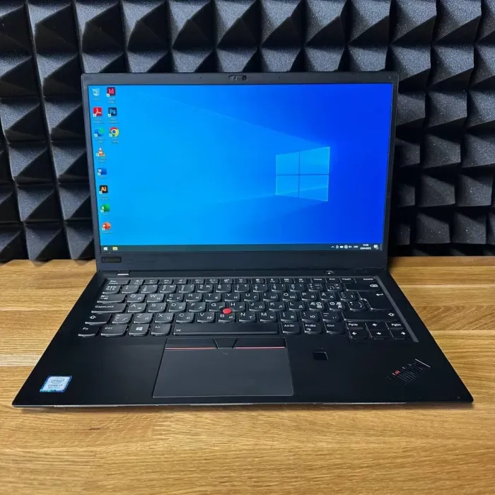 Ультрабук Б-клас Lenovo ThinkPad X1 Carbon 6th Gen / 14" (1920x1080) TN / Intel Core i7-8550U (4 (8) ядра по 1.8 - 4.0 GHz) / 16 GB DDR3 / 512 GB SSD / Intel UHD Graphics 620 / WebCam б/в - зображення 2