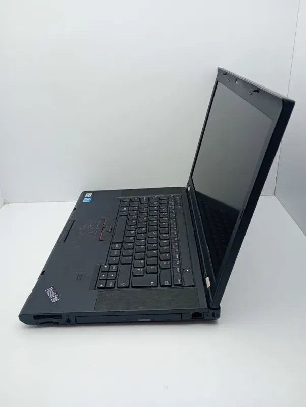 Ноутбук Lenovo ThinkPad T530 / 15.6" (1600x900) TN / Intel Core i5-3320M (2 (4) ядра по 2.6 - 3.3 GHz) / 6 GB DDR3 / 500 GB HDD / nVidia NVS 5400M, 1 GB GDDR3, 128-bit / WebCam б/в - зображення 6