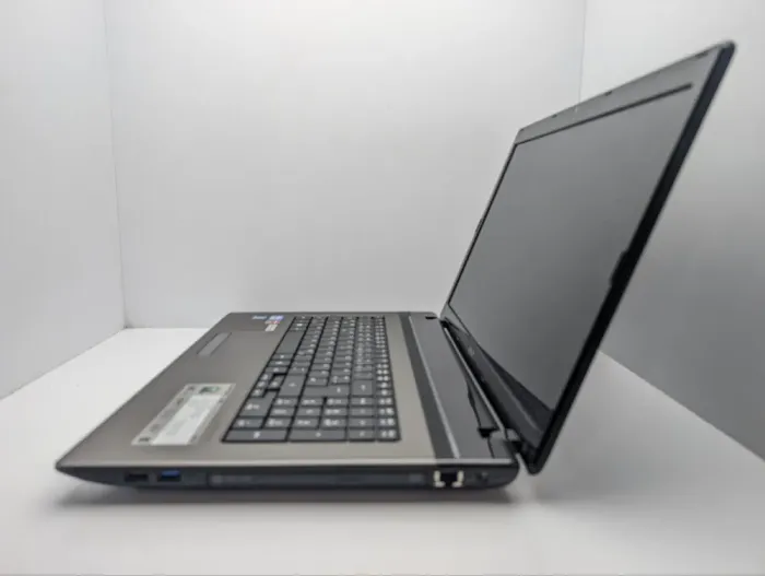 Ноутбук Acer Aspire 7750G / 17.3" (1600x900) TN / Intel Core i5-2450M (2 (4) ядра по 2.5 - 3.1 GHz) / 8 GB DDR3 / 500 GB HDD / AMD Radeon HD 7670M, 1 GB GDDR3, 128-bit / WebCam / DVD-ROM б/в - зображення 5