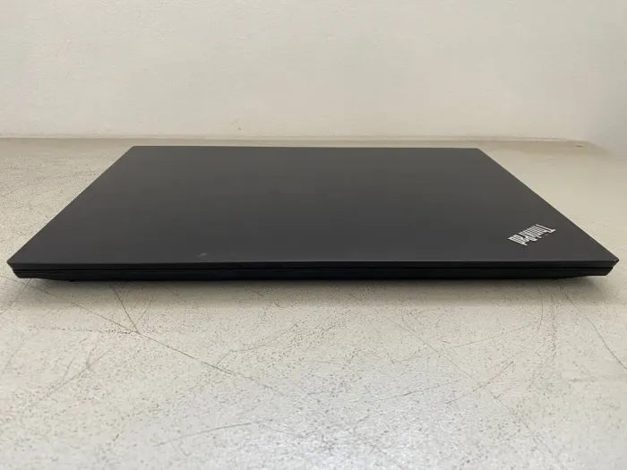 Ноутбук Lenovo ThinkPad E580 / 15.6" (1920x1080) IPS / Intel Core i3-8130U (2 (4) ядра по 2.2 - 3.4 GHz) / 8 GB DDR4 / 256 GB SSD / Intel UHD Graphics 620 / WebCam б/в - зображення 5