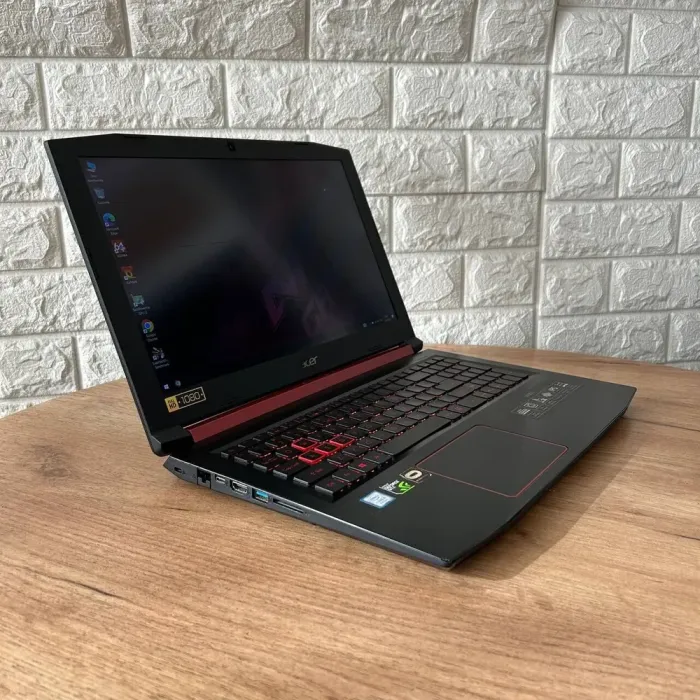 Ігровий ноутбук Б-клас Acer Nitro 5 AN515-53 / 15.6" (1920x1080) IPS / Intel Core i5-8300H (4 (8) ядра по 2.3 - 4.0 GHz) / 16 GB DDR4 / 500 GB SSD / nVidia GeForce GTX 1050, 4 GB GDDR5, 128-bit / WebCam б/в - зображення 4