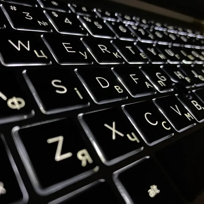 Ультрабук Б-клас HP EliteBook 840 G7 / 14" (1920x1080) IPS / Intel Core i5-10310U (4 (8) ядра по 1.7 - 4.4 GHz) / 16 GB DDR4 / 256 GB SSD / Intel UHD Graphics / WebCam / TouchID б/в - изображение 7