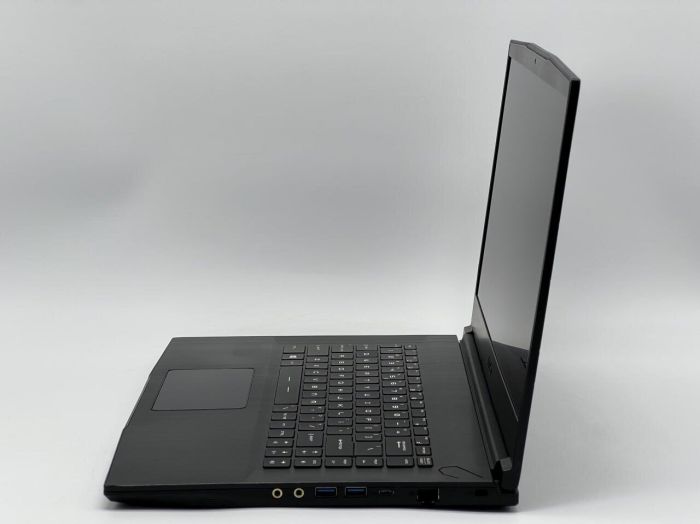 Ігровий ноутбук Б-класу MSI GF63 Thin 9SCXR-005 / 15,6" (1920x1080) IPS / Intel Core i5-9300H (4 (8) ядра по 2,4 - 4,1 ГГц) / 16 ГБ DDR4 / 480 ГБ SSD / nVidia GeForce GTX 1650 Max-Q, 4 ГБ GDDR6, 128-біт / WebCam б/в - зображення 4