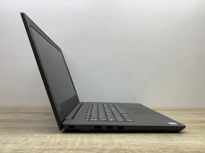 Ноутбук Б-клас Lenovo V130-14IKB / 14" (1920x1080) TN / Intel Core i3-7020U (2 (4) ядра по 2.3 GHz) / 8 GB DDR4 / 120 GB SSD / Intel HD Graphics 620 / WebCam б/в - зображення 4