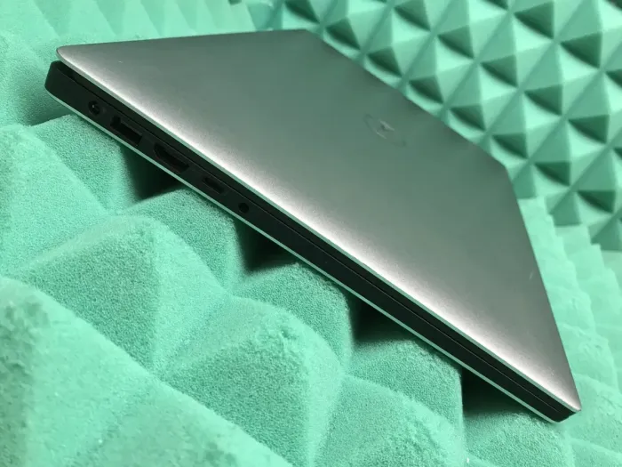 Ноутбук Б-клас Dell Precision 5520 / 15.6" IPS / Core i5-7440HQ (4 ядра по 2.8-3.8GHz) / 16GB DDR4 / 256GB SSD M.2 / HD Graphics 630 / WebCam / HDMI / Win 10 б/в - зображення 7