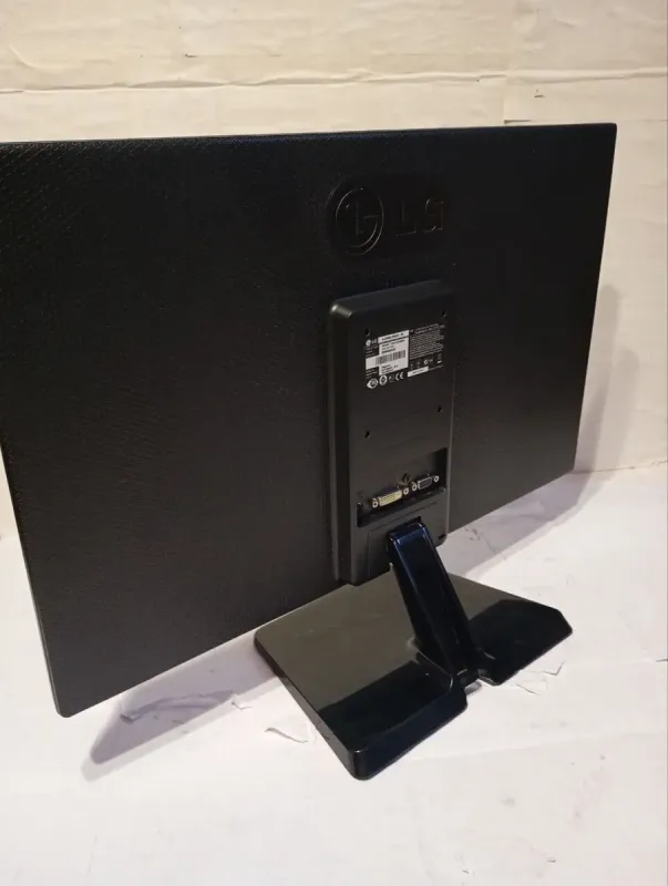 Комплект ПК: Lenovo ThinkCentre E73 Tower / Intel Core i3-4170 (2 (4) ядра по 3.7 GHz) / 8 GB DDR3 / 500 GB HDD / Intel HD Graphics 4400 / DVD-ROM + Монітор LG IPS234T-PN / 23" (1920x1080) IPS / DVI, VGA б/в - зображення 7