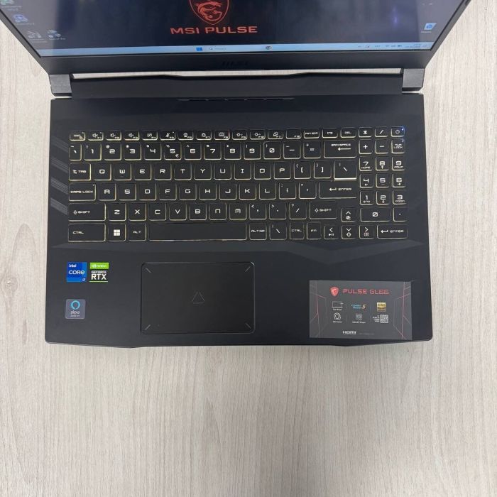 Ігровий ноутбук Б-класу MSI Pulse GL66 12UGKV / 15,6" (1920x1080) IPS / Intel Core i7-12700H (14 (20) ядер по 3,5 - 4,7 ГГц) / 16 ГБ DDR5 / 512 ГБ SSD NVMe / nVidia GeForce RTX 3070, 8 ГБ GDDR6, 256-біт / Веб-камера б/в - зображення 7
