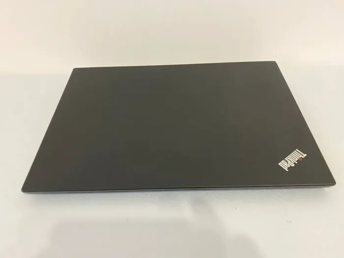 Ультрабук Б-клас Lenovo ThinkPad T570 / 15.6" (1920x1080) IPS / Intel Core i5-7300U (2 (4) ядра по 2.6 - 3.5 GHz) / 8 GB DDR4 / 240 GB SSD / Intel HD Graphics 620 / WebCam б/в - зображення 9