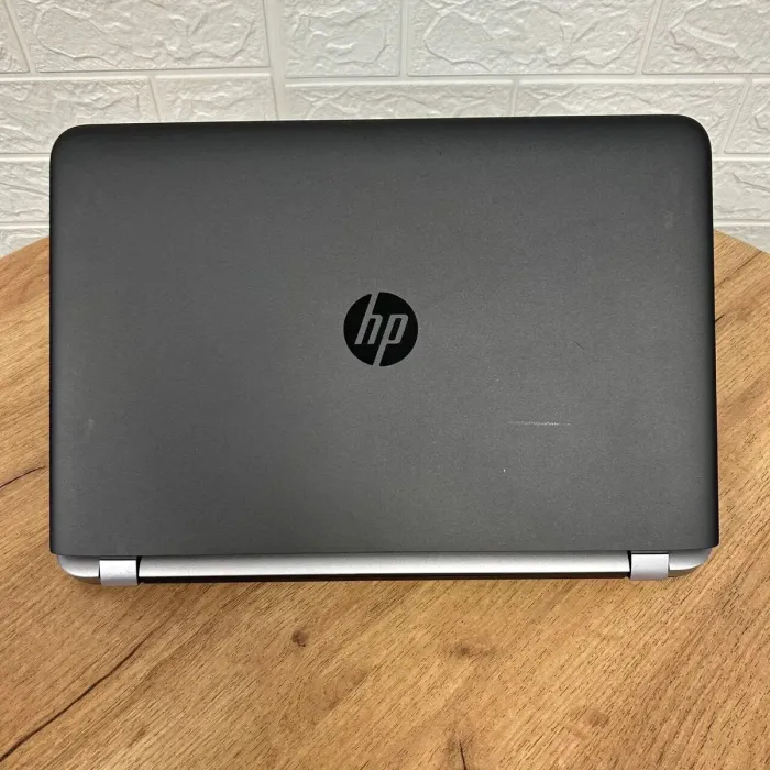Ноутбук Б-клас HP ProBook 450 G3 / 15.6" (1920x1080) TN / Intel Core i5-6200U (2 (4) ядра по 2.3 - 2.8 GHz) / 8 GB DDR4 / 128 GB SSD + 500 GB HDD / Intel HD Graphics 520 / WebCam б/в - зображення 3