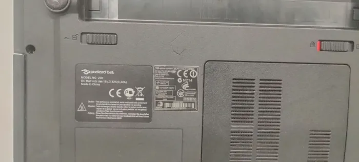 Ноутбук Б-клас Packard Bell F2365 / 14" TN / Pentium T4300 (2 ядра по 2.1GHz) / 4GB DDR3 / 120GB SSD / GeForce G105M, 512MB GDDR3, 64bit / DVD-ROM б/в - зображення 8