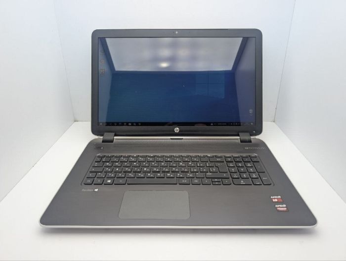 Ноутбук HP Pavilion 17-f005sr / 17.3" (1600x900) TN / AMD A8-6410 (4 ядра по 2.0 - 2.4 GHz) / 8 GB DDR3 / 240 GB SSD / AMD Radeon R7 M260, 2 GB GDDR3, 64-bit / WebCam / DVD-ROM б/в - зображення 2