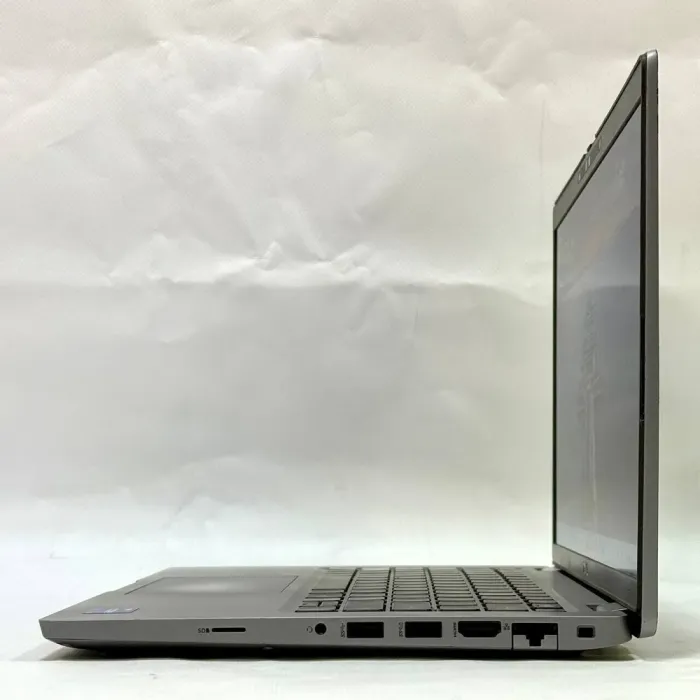 Ультрабук Б-клас Dell Latitude 5420 / 14" (1920x1080) IPS Touch / Intel Core i7-1185G7 (4 (8) ядра по 3.0 - 4.2 GHz) / 32 GB DDR4 / 512 GB SSD / Intel Iris X Graphics / WebCam / Windows 11 Pro б/в - зображення 8