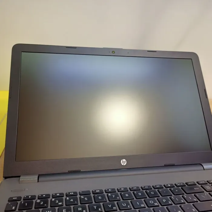 Ноутбук Б-клас HP 250 G6 / 15.6" (1920x1080) TN / Intel Core i5-7200U (2 (4) ядра по 2.5 - 3.1 GHz) / 8 GB DDR4 / 256 GB SSD M.2 / Intel HD Graphics 620 / WebCam б/в - зображення 10