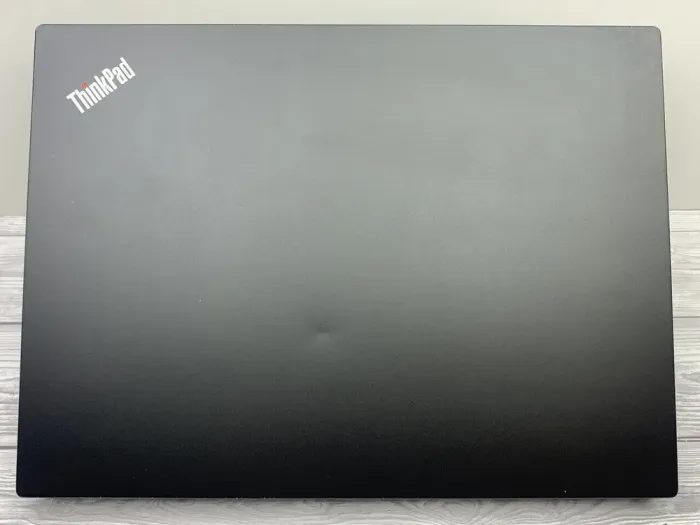 Ноутбук Б-клас Lenovo ThinkPad E485 / 14" (1920x1080) IPS / AMD Ryzen 5 2500U (4 (8) ядра по 2.0 - 3.6 GHz) / 16 GB DDR4 / 512 GB SSD / AMD Radeon Vega 8 Graphics / WebCam б/в - зображення 8