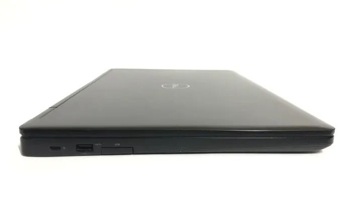 Ігровий ультрабук Dell Latitude 5590 / 15,6" (1920x1080) IPS / Intel Core i7-8650U (4 (8) ядра по 1,9 - 4,2 ГГц) / 16 ГБ DDR4 / 256 ГБ SSD NVMe / nVidia GeForce MX130, 2 ГБ GDDR5, 64-біт / WebCam / Win 11 Pro б/в - зображення 4