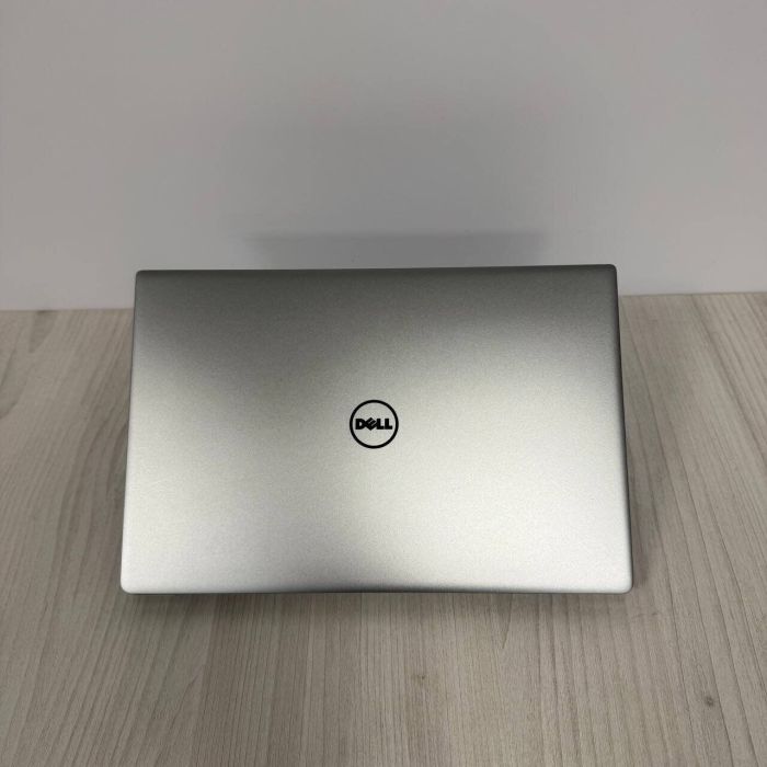 Ультрабук Dell XPS 13 9350 / 13.3" (1920x1080) IPS / Intel Core i5-6200U (2 (4) ядра по 2.3 - 2.8 GHz) / 8 GB DDR3 / 128 GB SSD M.2 / Intel Iris Graphics 520 / WebCam б/в - зображення 3